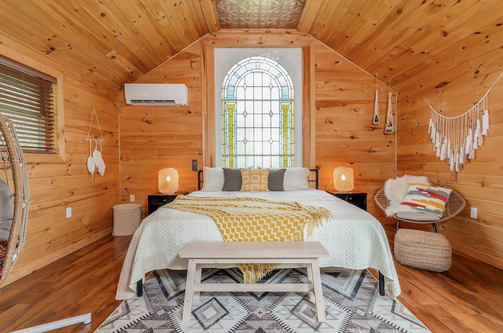 New Park Event Venue & Suites