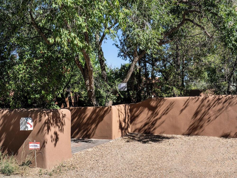 Casa Violeta by Kokopelli Property Management