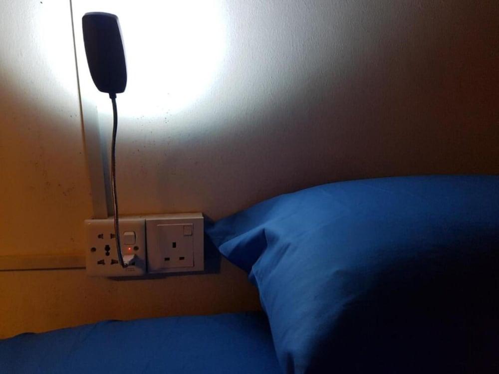 Kl Backpackers @ Klia