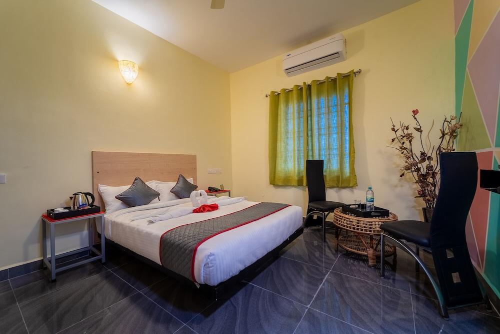 Sornalaxmi Residency