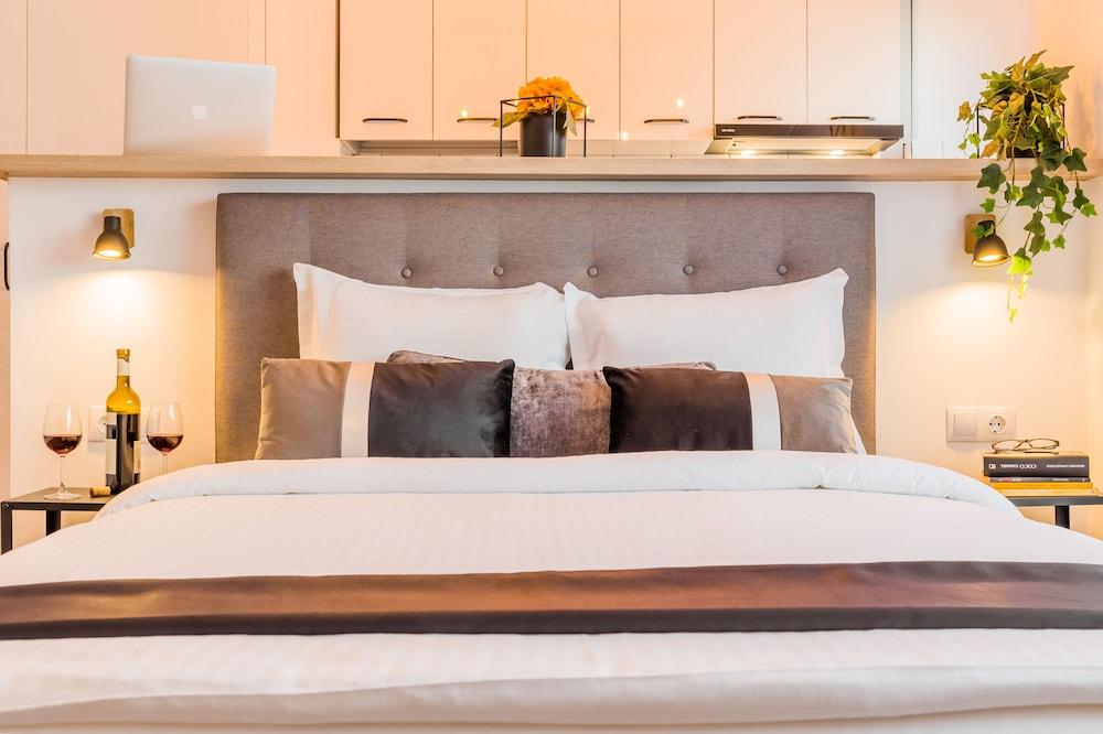 Studio 54 by MRG Apartments