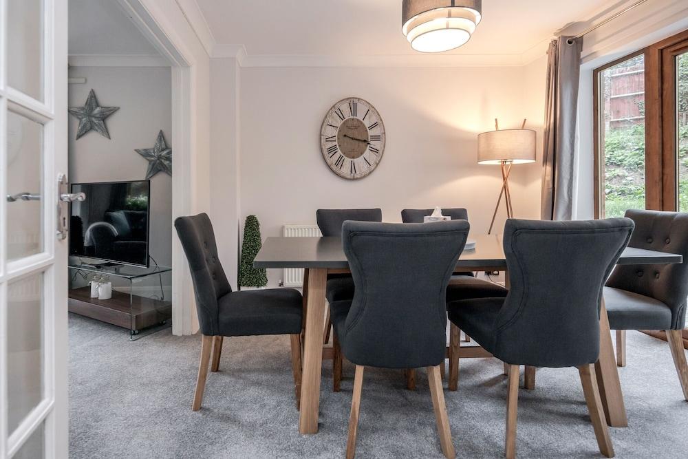 Maidenhead  Pet Friendly  4 Bed House