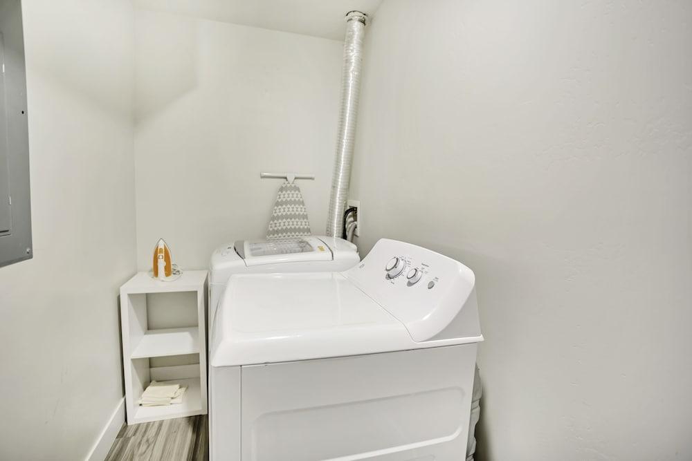 NEW FURNISHED 2bd APT GREAT for Long Stays