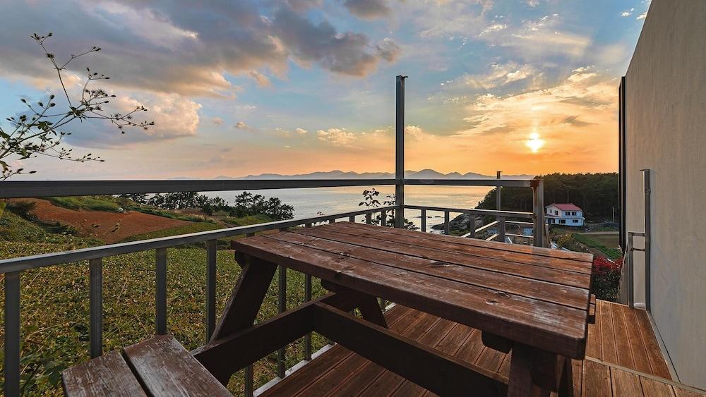 Namhae The Bay 007 Pension