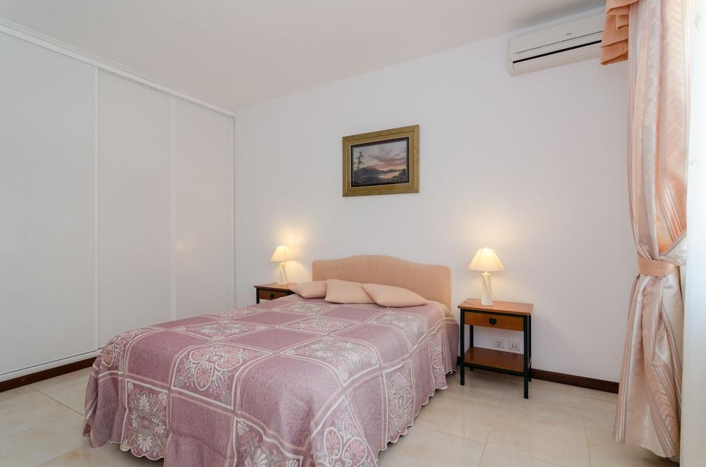 Villa Do Monte - With Private Pool