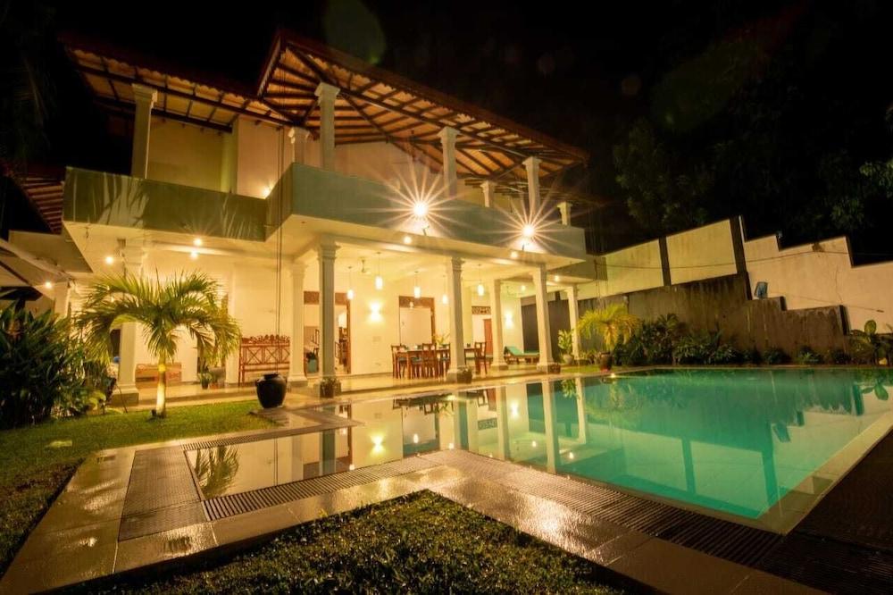 New Mangosteen Garden Villa