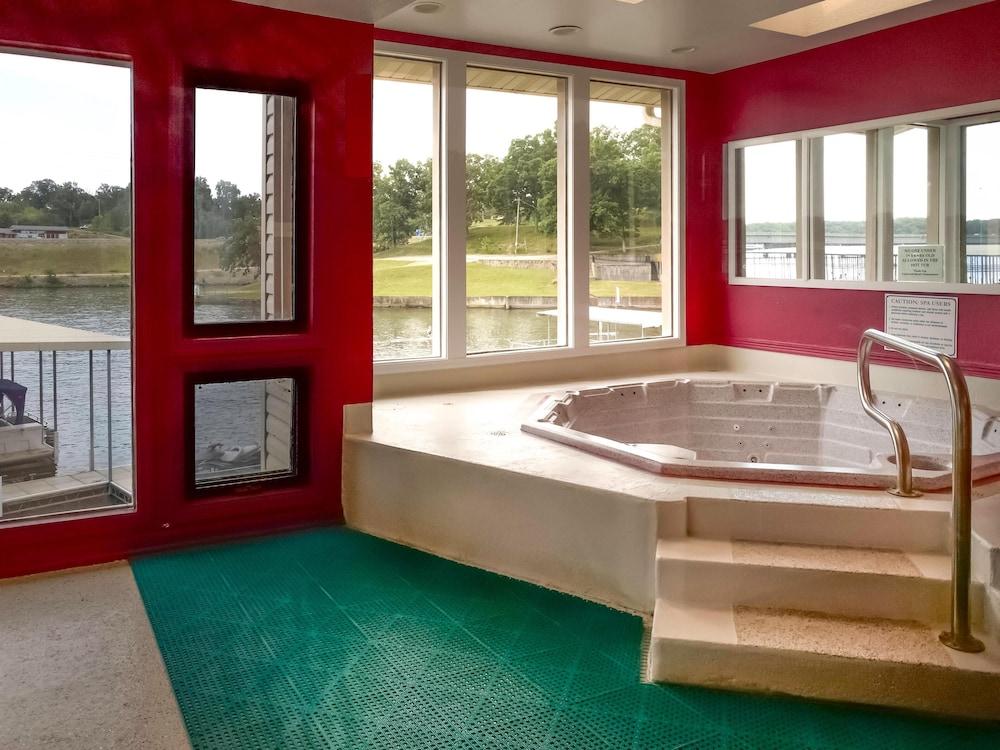 Lakewood Resort 1 Bedroom Condo 202