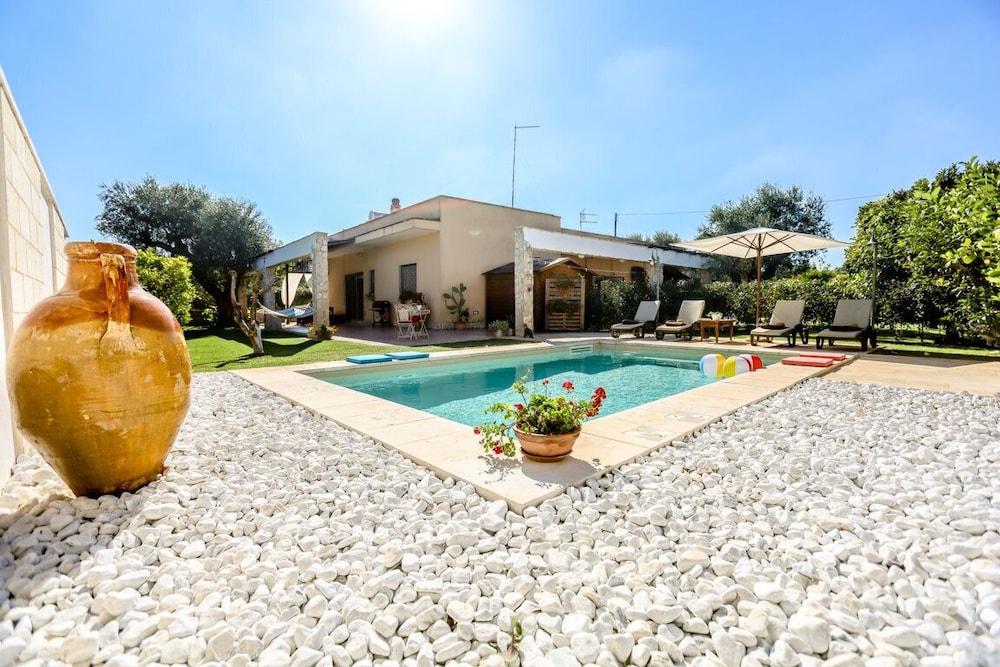 Villa Indipendente con Piscina Privata e Idromassaggio