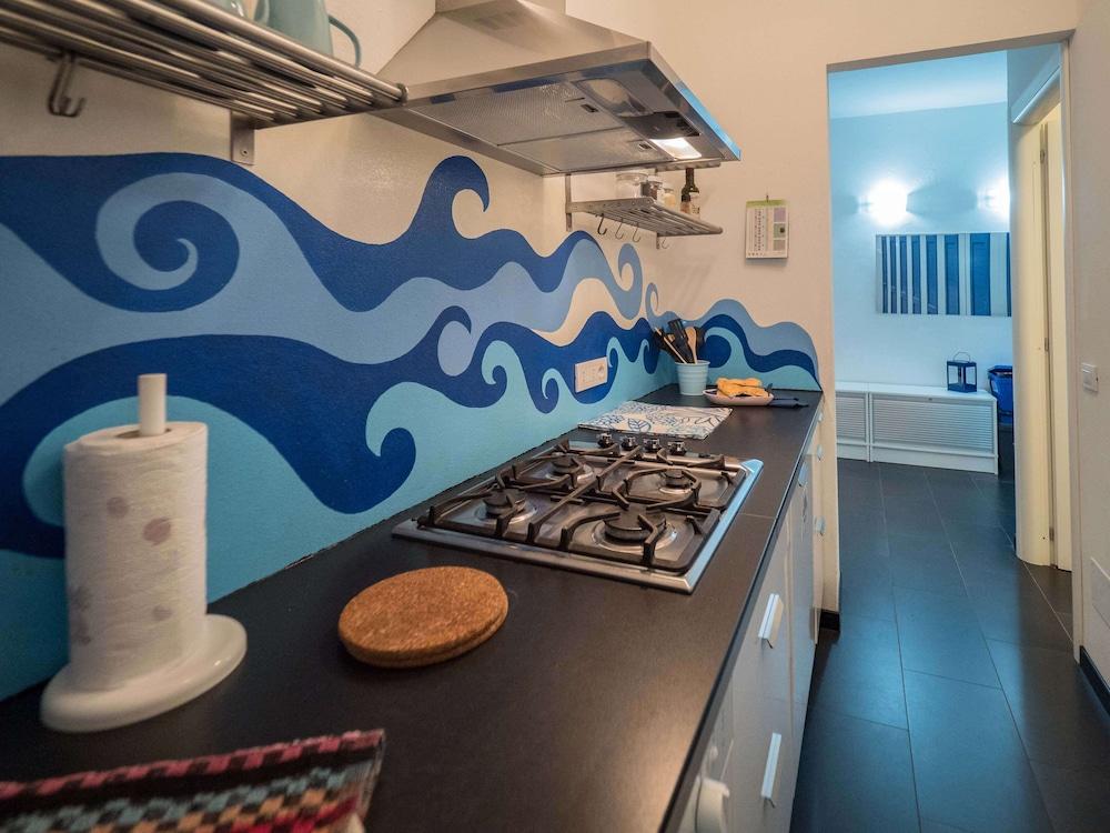 Sciacchetrà Ground Floor Apartment & AC