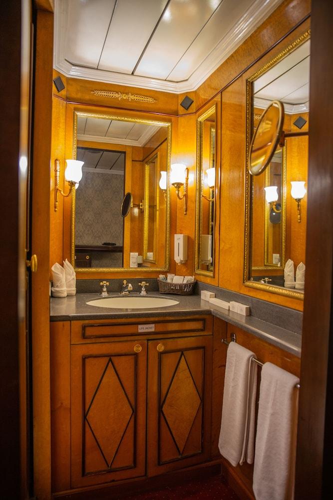 Champollion II Nile Cruise