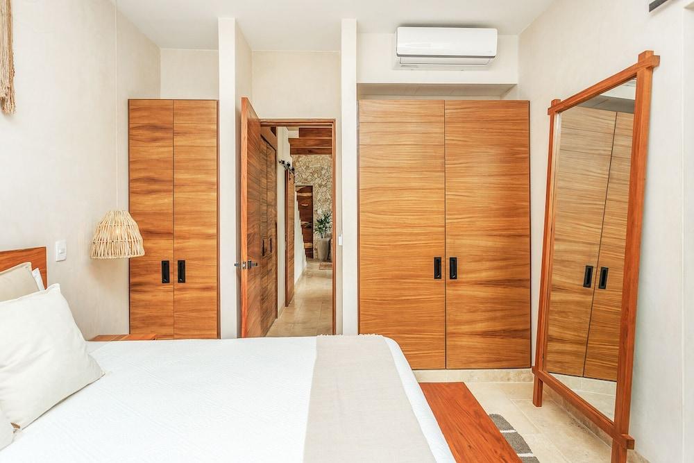 Luxury Stay with Private Pool Just Minutes to Beach Hotspots by Stella Rentals