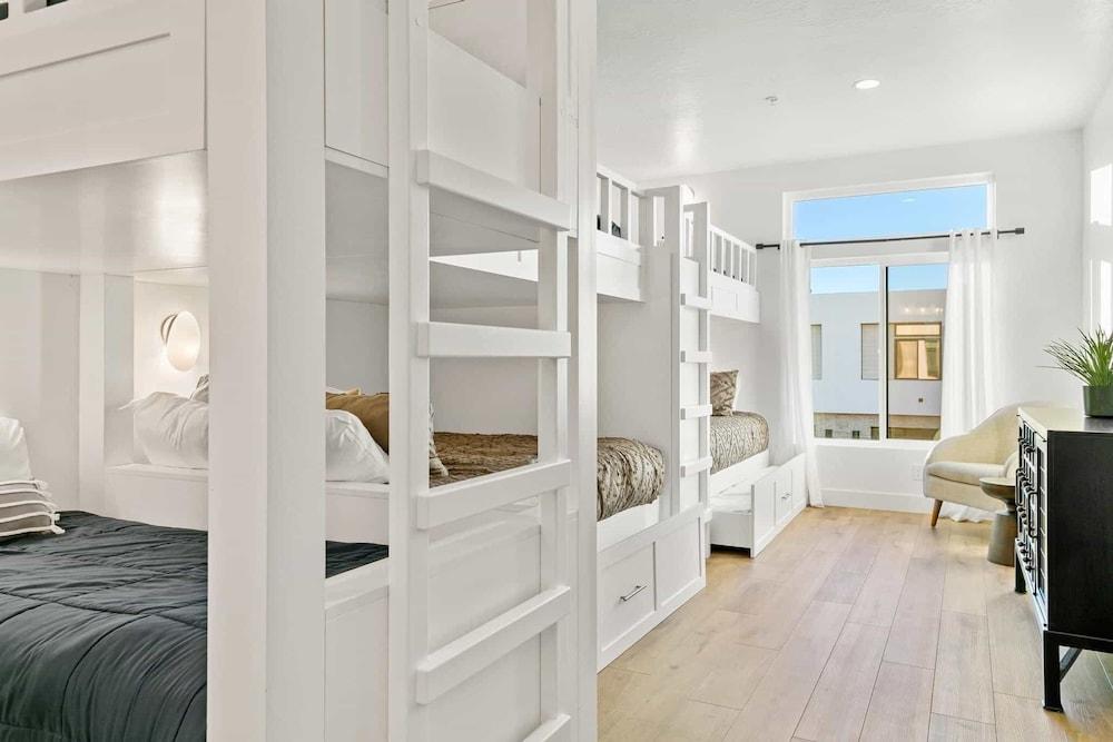 Double Eagle on the 8th by RedAwning