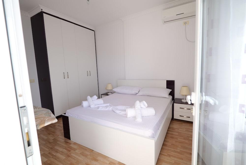 Sion Saranda Apartment , Located in the Center of the Beautiful City Saranda