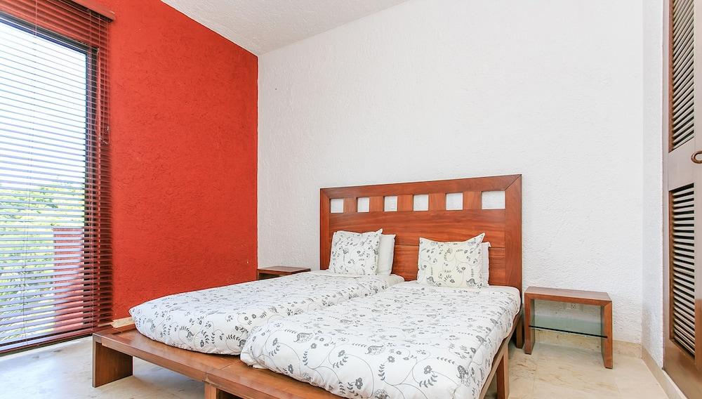 Sian Kaan by Stella Rentals