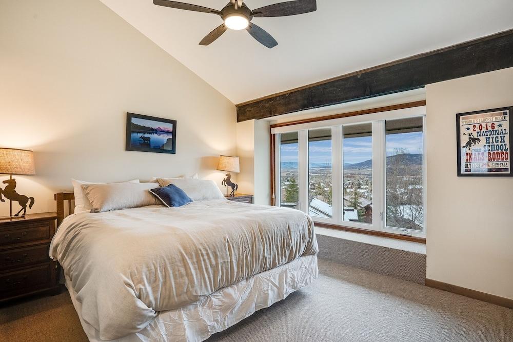 Winterset 3 3 Bedroom Condo by RedAwning