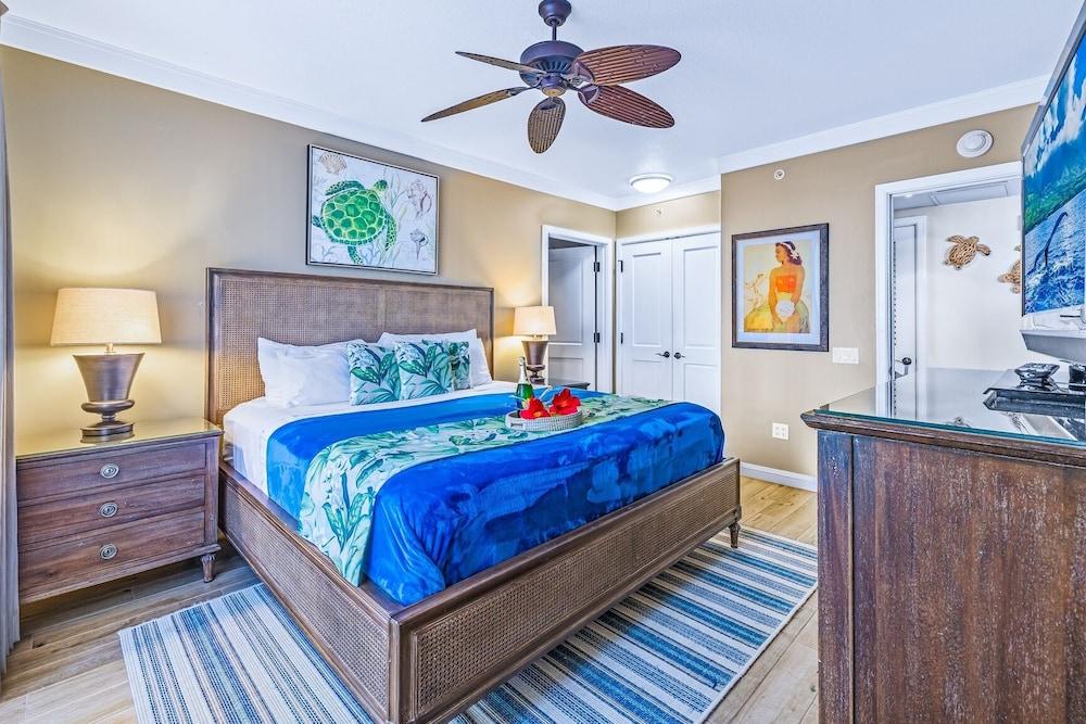 Honua Kai 215 2 Bedroom/2 Bath 2 Condo by RedAwning