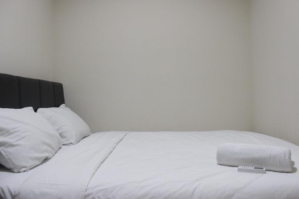 Deluxe 2Br At Dago Boutique Apartment