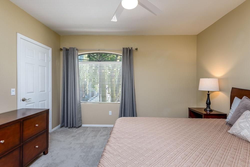 Villa Zen 2 Bedroom Condo by RedAwning