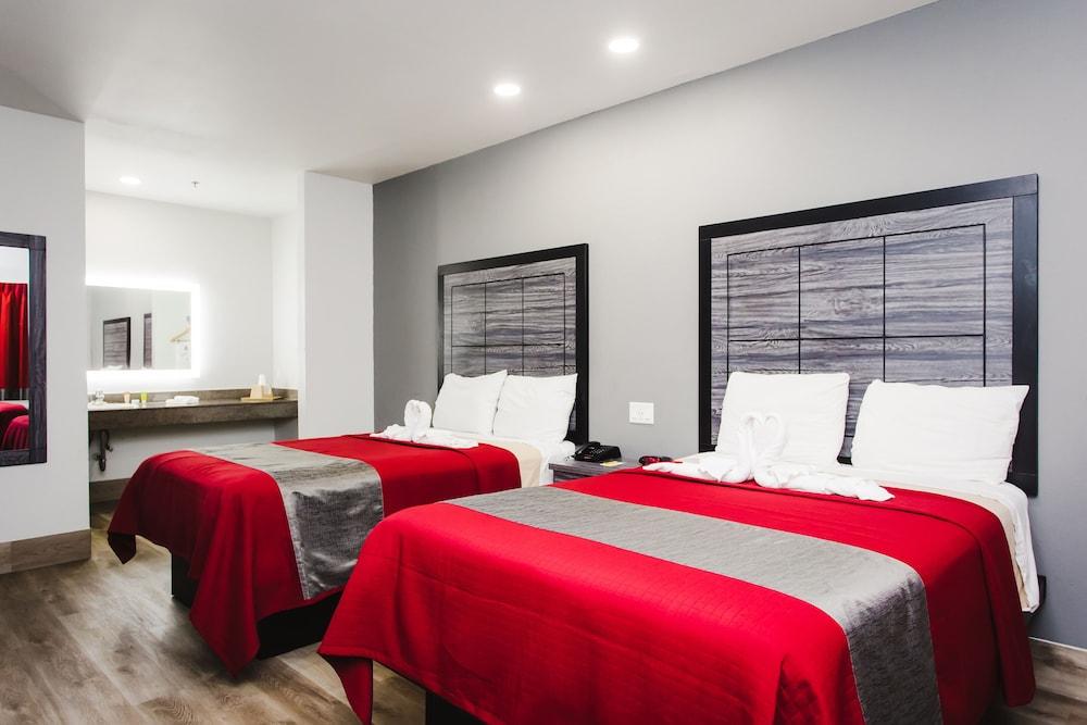 Palace Inn Baytown Spur TX-330