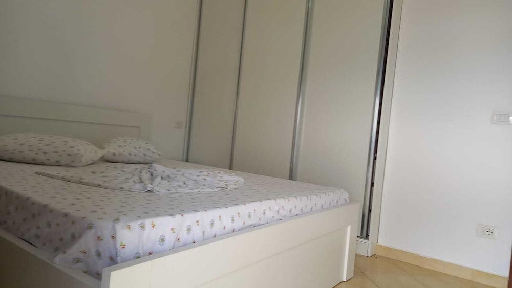 Luxury Apartment for Rent With Sea View