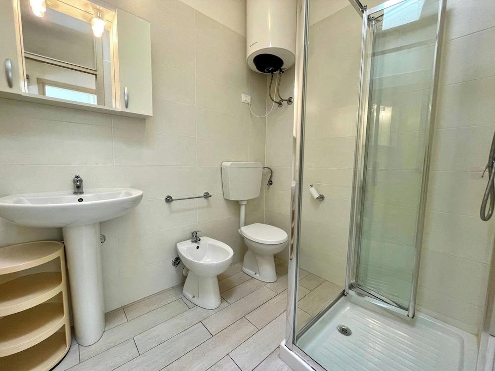 Beautiful Villa for 6 Guests With Shared Pool