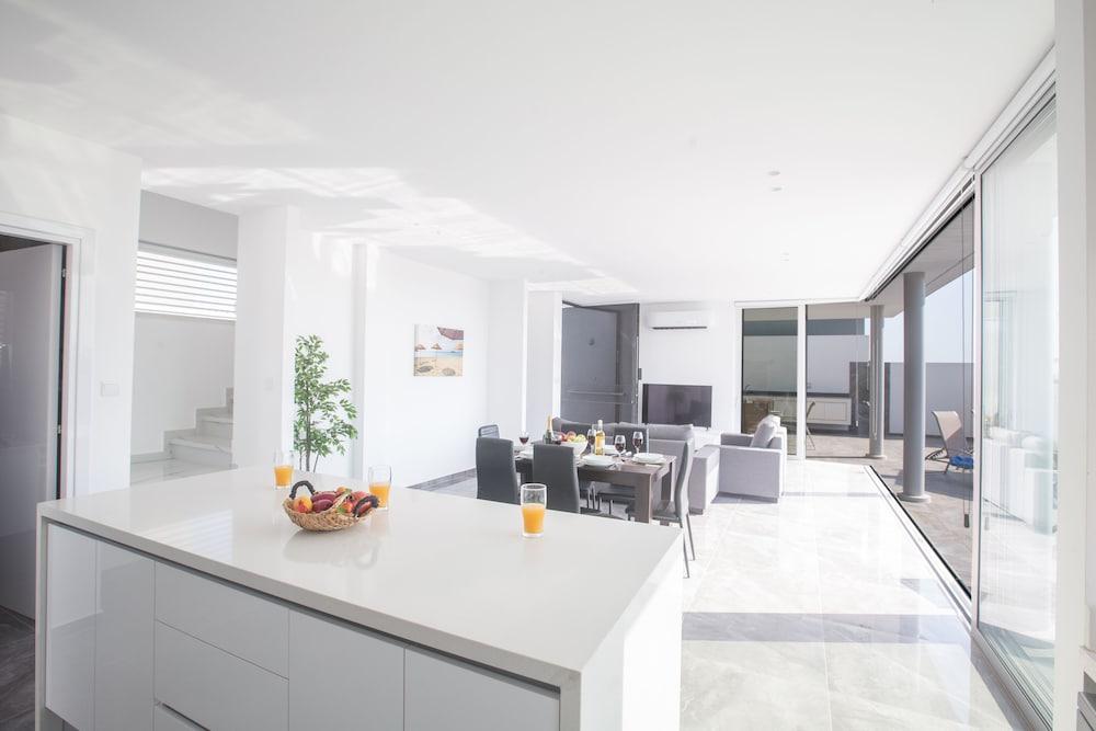 Protaras Holiday Villa Bp15