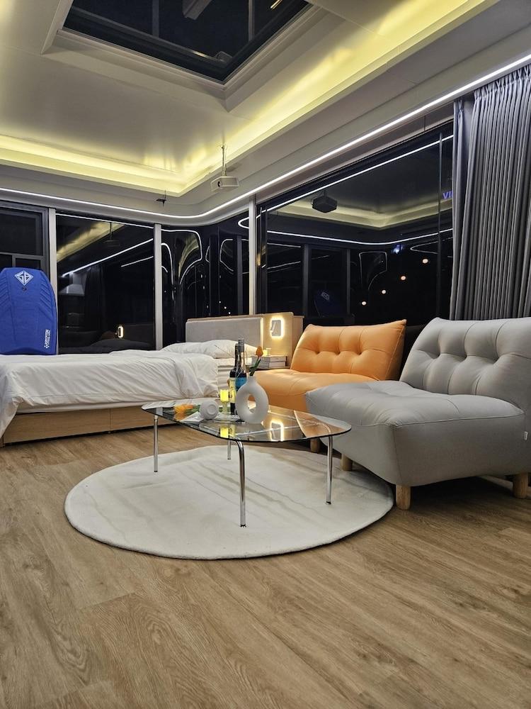 Gapyeong Leupuang Pension