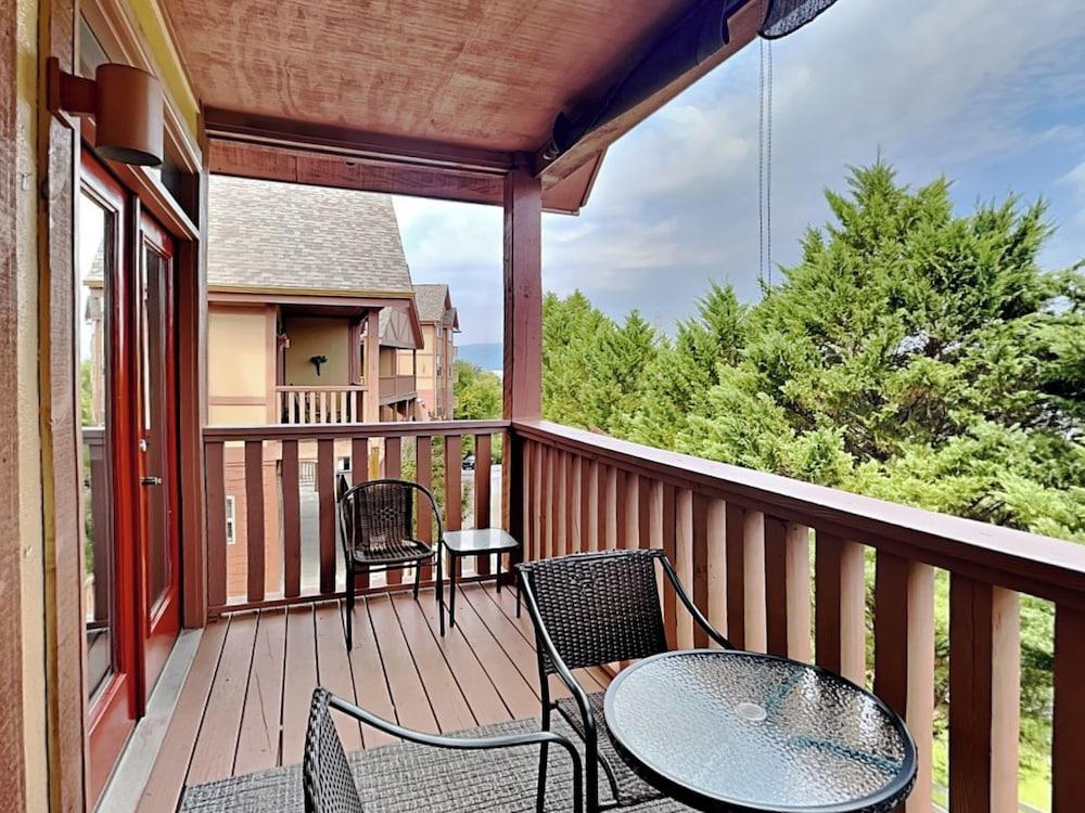 Golf View Resort by Jackson Mountain Rentals