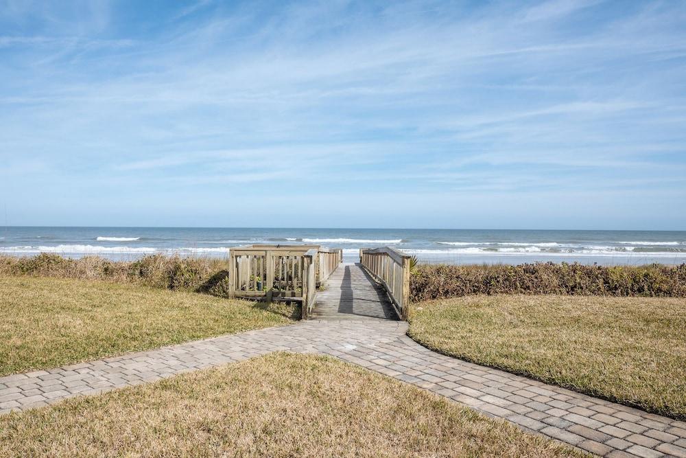 Summer Place by Distinctive Beach Rentals