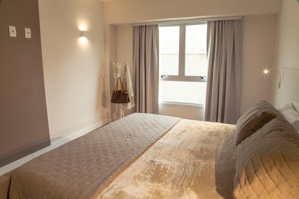 ATH Hotel - Américas Townhouse