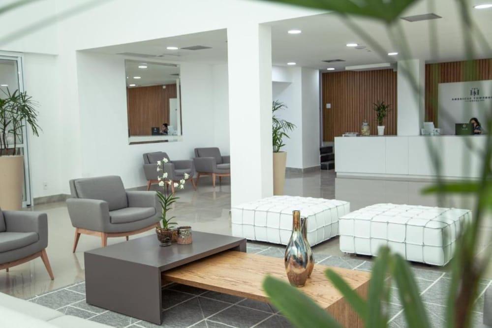 ATH Hotel - Américas Townhouse