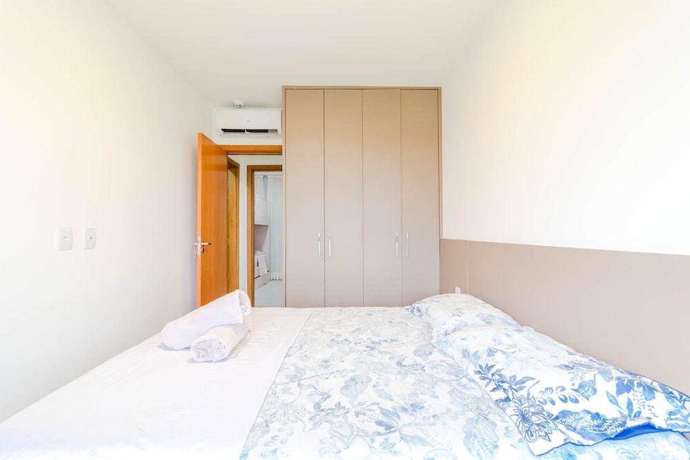 IT29 Excelente ap 3 Quartos 50m da Praia