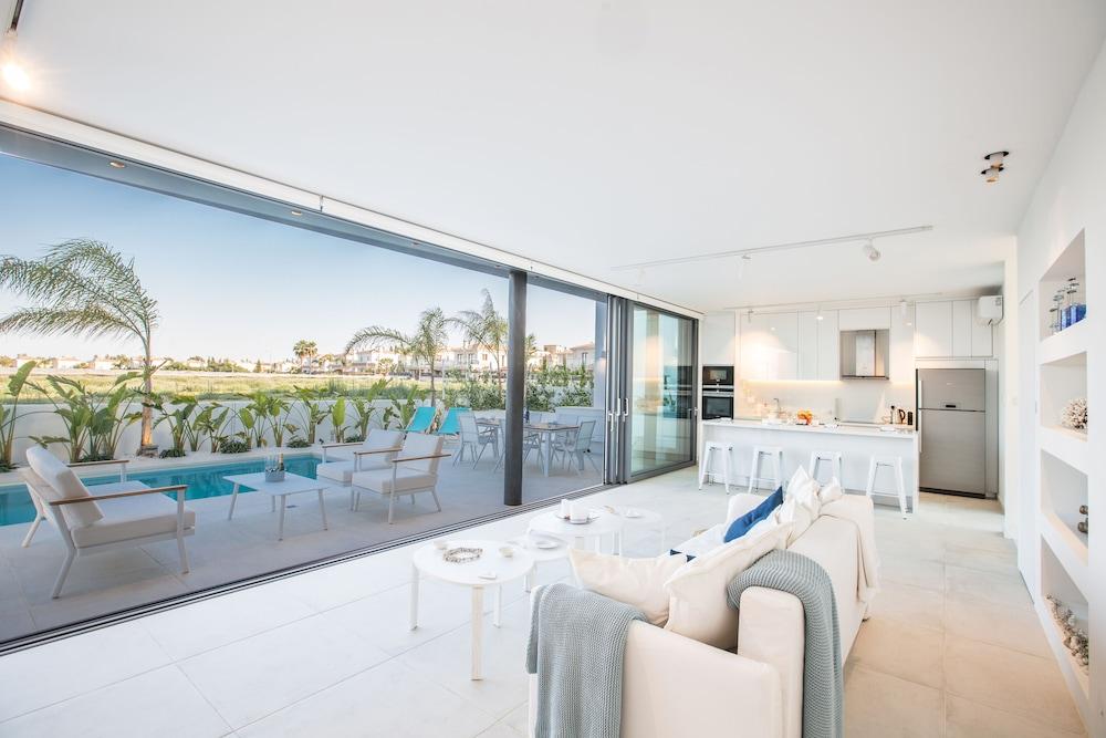 Protaras Holiday Villa Wp7