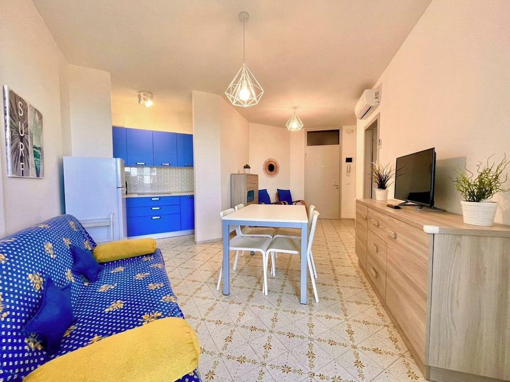 Beachfront Flat With sea View