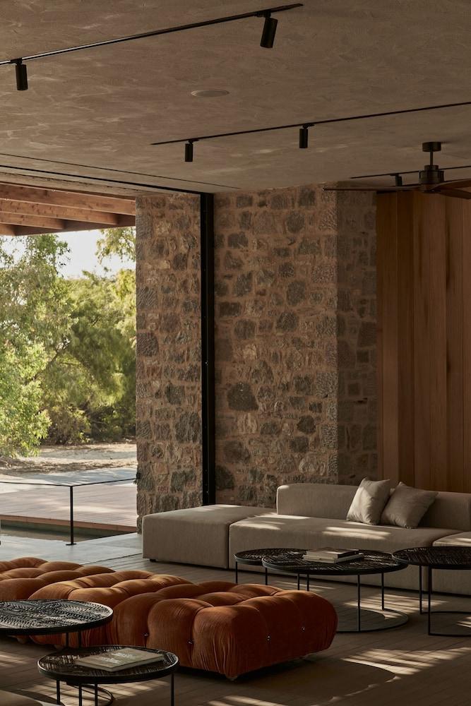 Theros All Suite Hotel - Adults Only