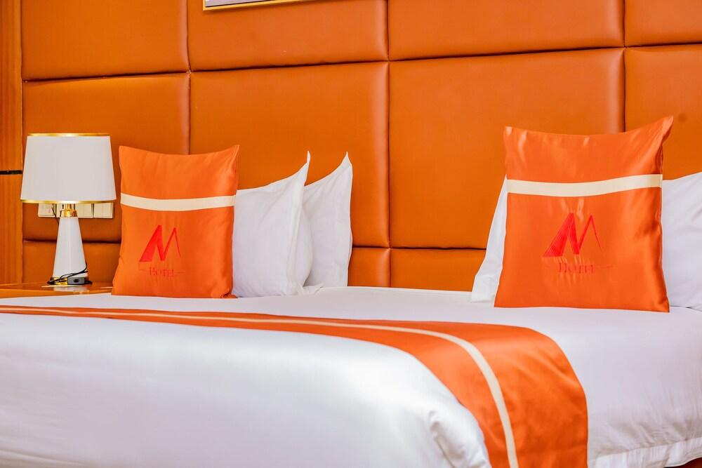 M Apartments & Hotel