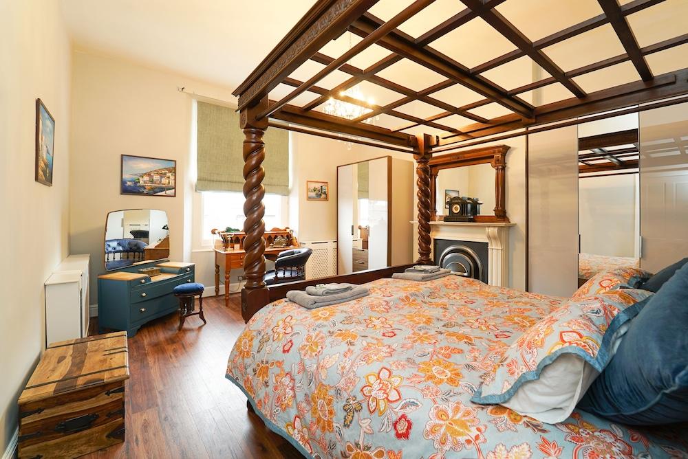 Stunning 2-bed Apartment in Weston-super-mare