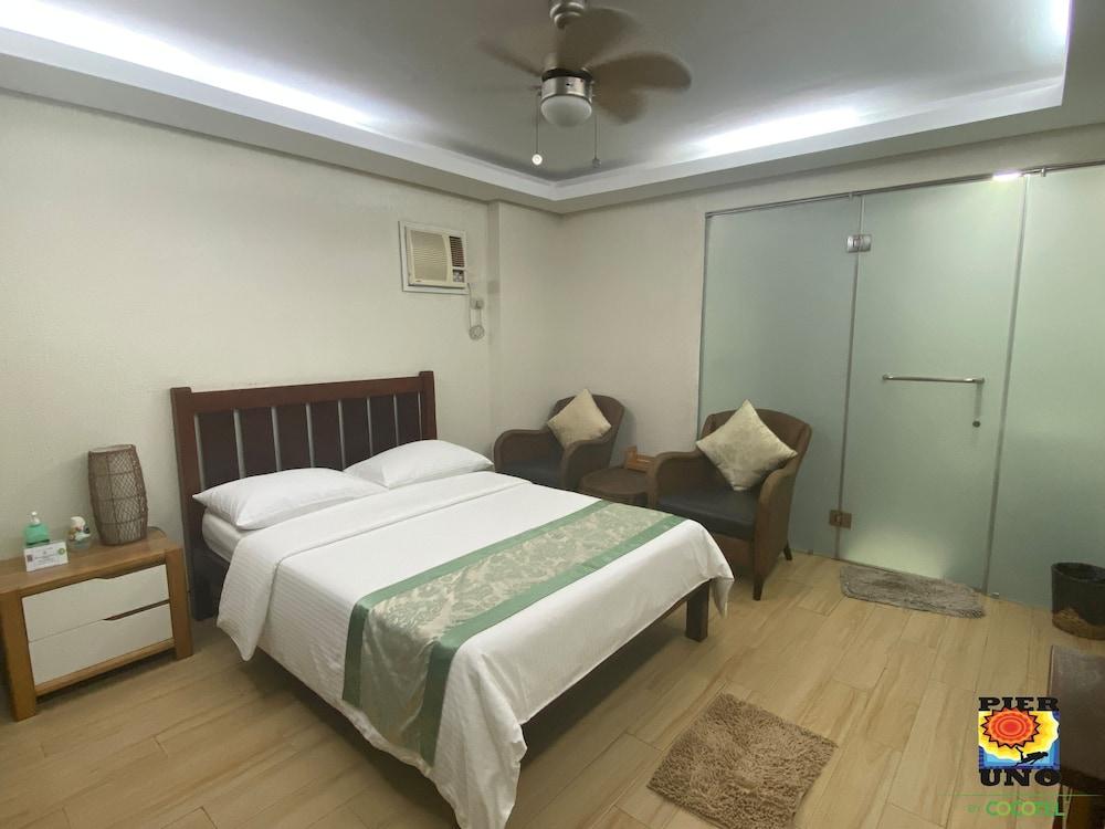 Pier Uno Dive Resort