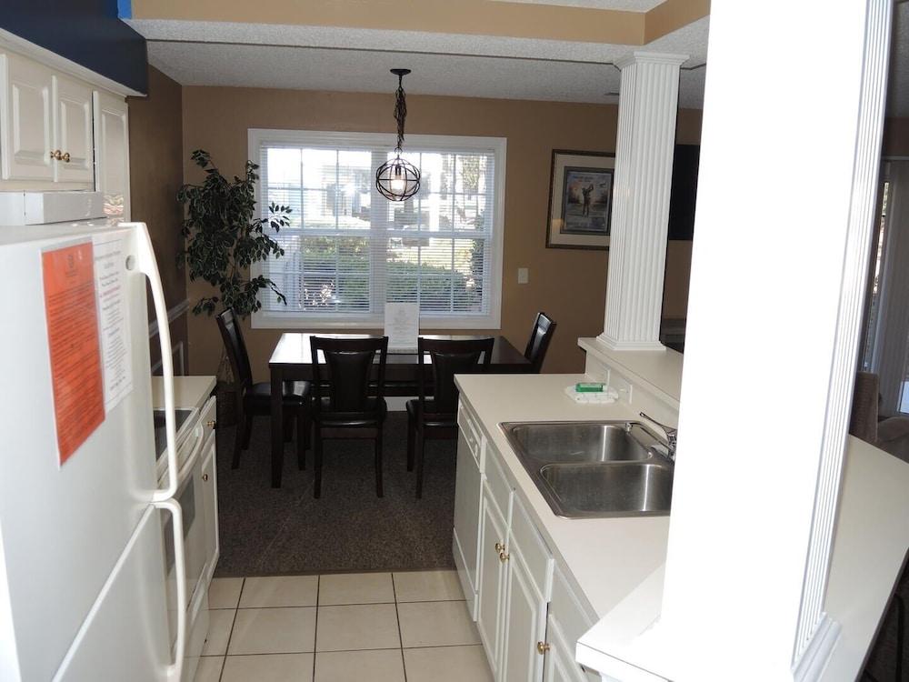 Brunswick Plantation Condo 2303m Golf Resort Close to Beach in Calabash by Redawning
