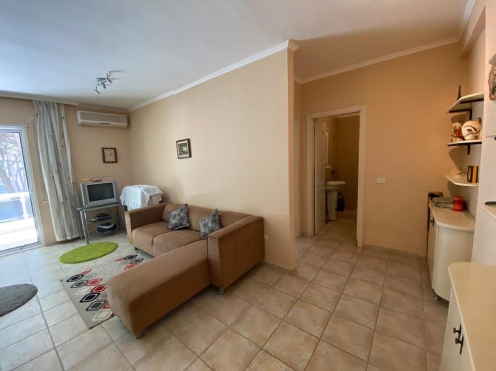 Charming Accommodation With Swimming Pool