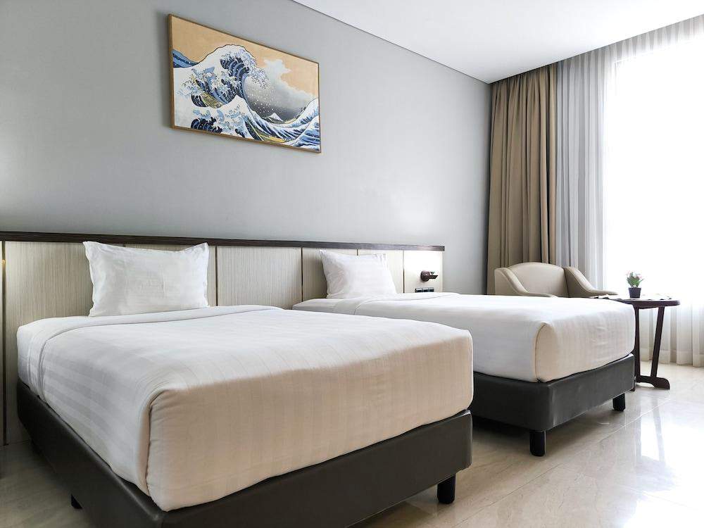 Rylich Panorama Hotel