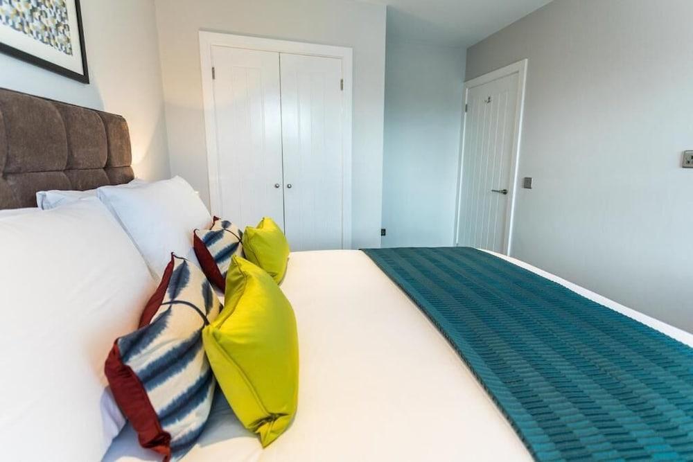 Suite Life Serviced Apartments