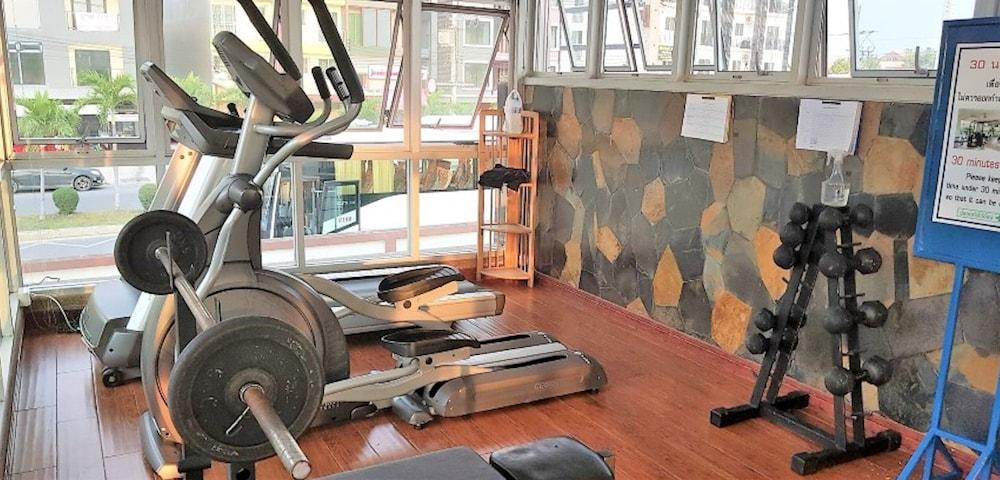 Jomtien Beach Fully Equipped Condominium 3rd Floor Apartment