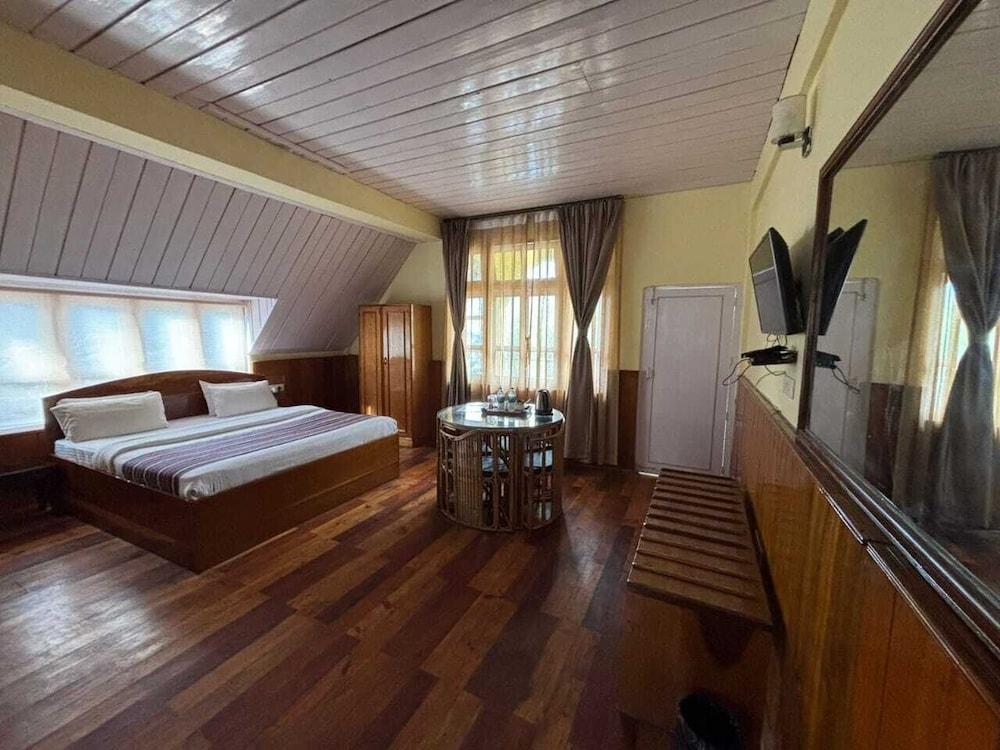 Pemaling Lords Inn Dirang