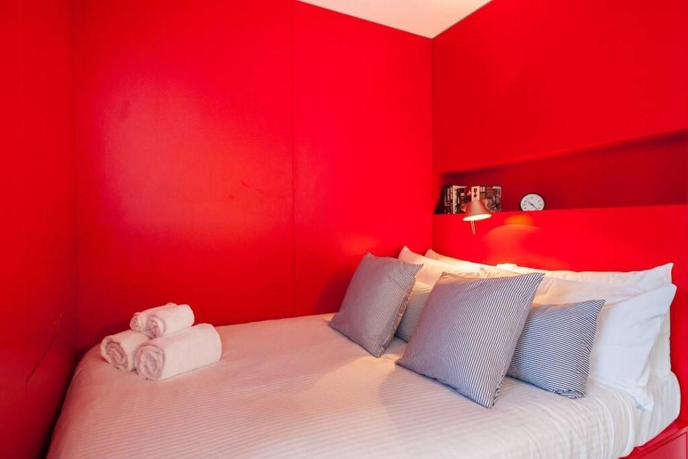 Designer Pad With a View