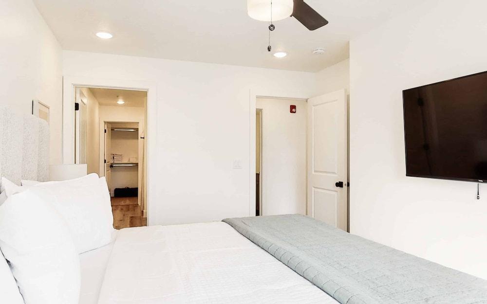 Desert Memories #76 by RedAwning