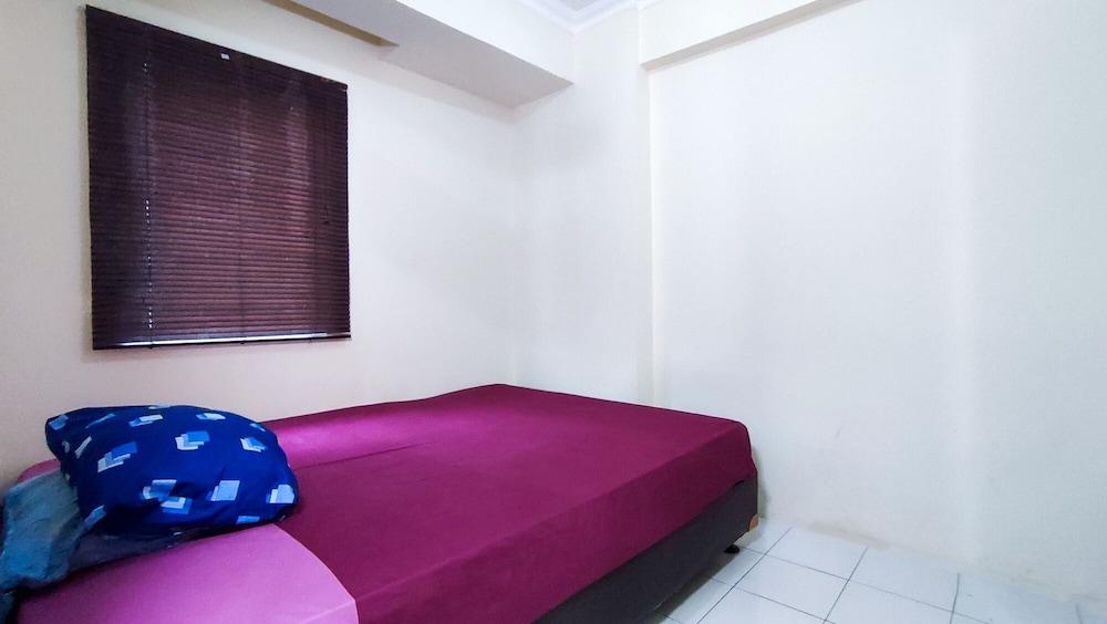 Lily Room at Apartment Cibubur Village