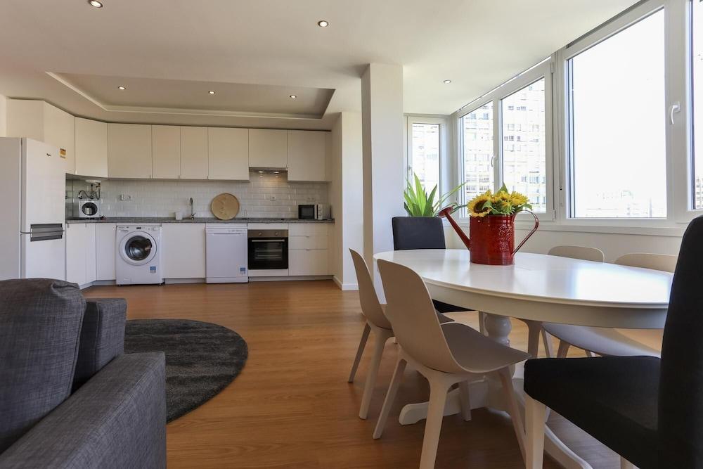 Marques Premium II by Homing