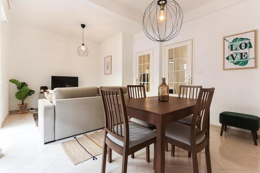 Principe Real Balcony by Homing