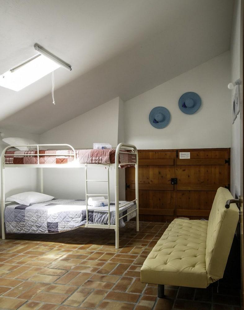 Casa do Merend rio in Biscoitos